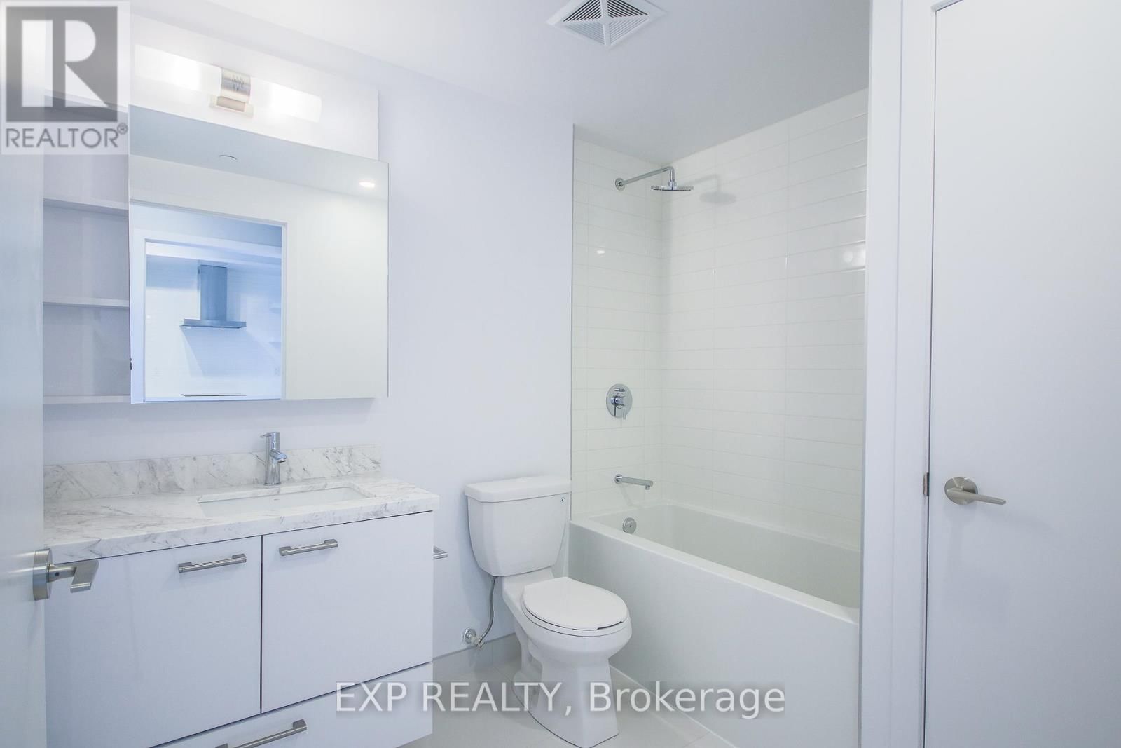 3410 - 2221 YONGE STREET Image 10