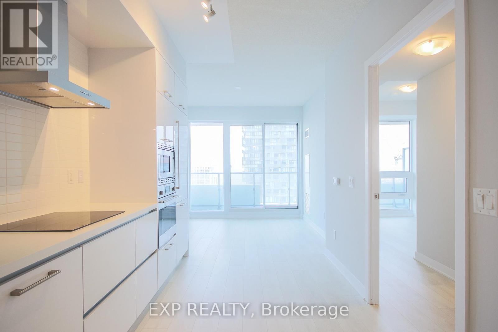 3410 - 2221 YONGE STREET Image 2