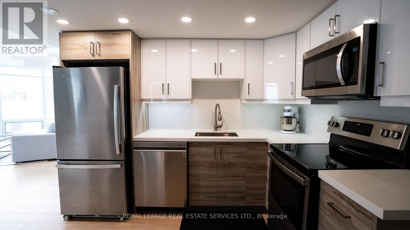 3210 - 361 FRONT ST. STREET WEST Image 15