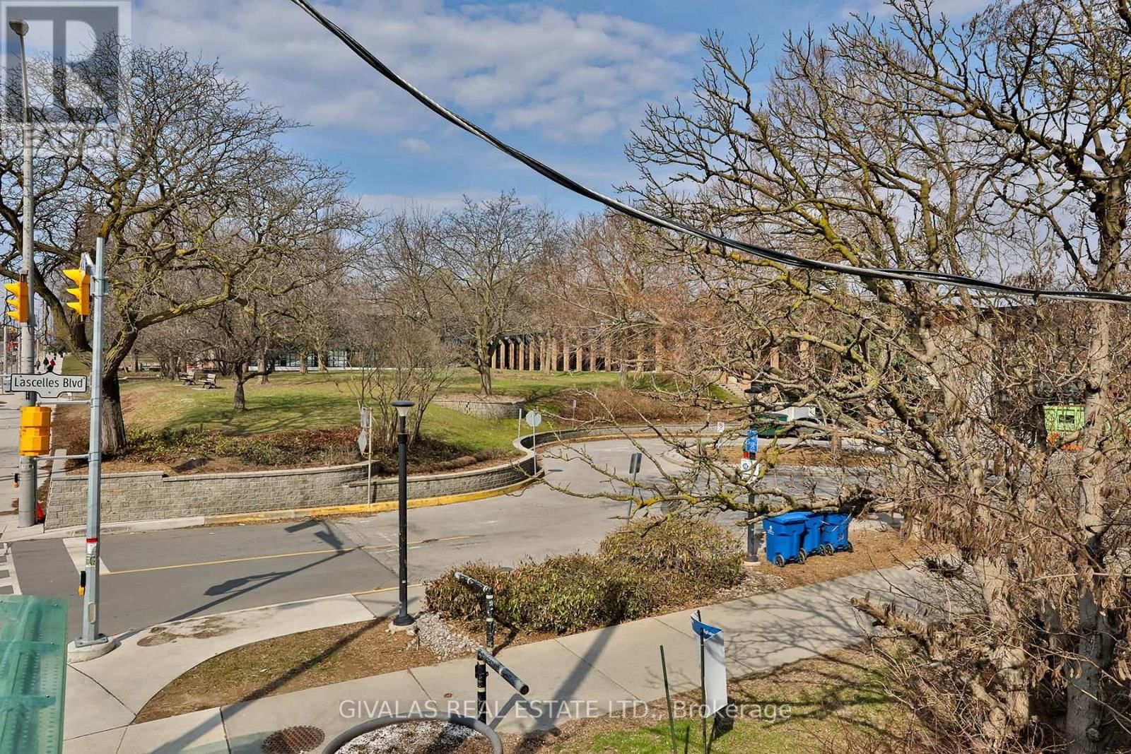 174 EGLINTON AVENUE WEST Image 46