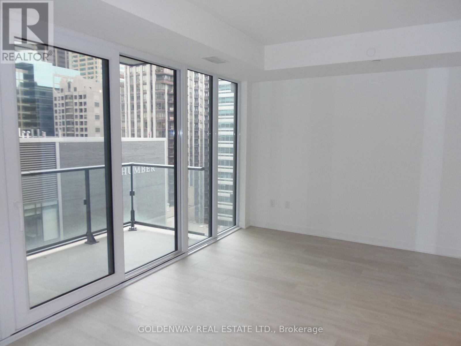 1102 - 634 CHURCH STREET Image 3