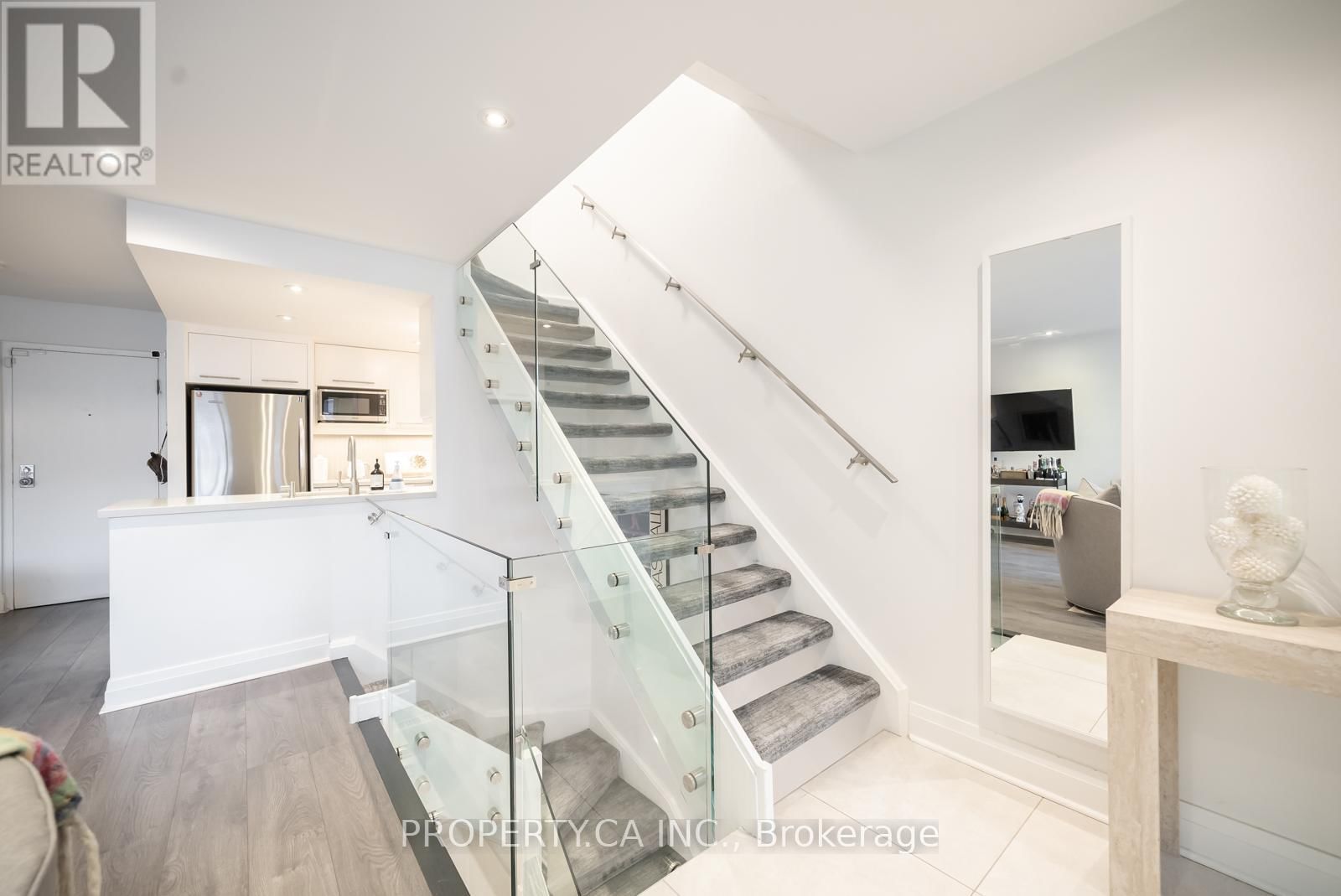 A5 - 142 PEARS AVENUE Image 9