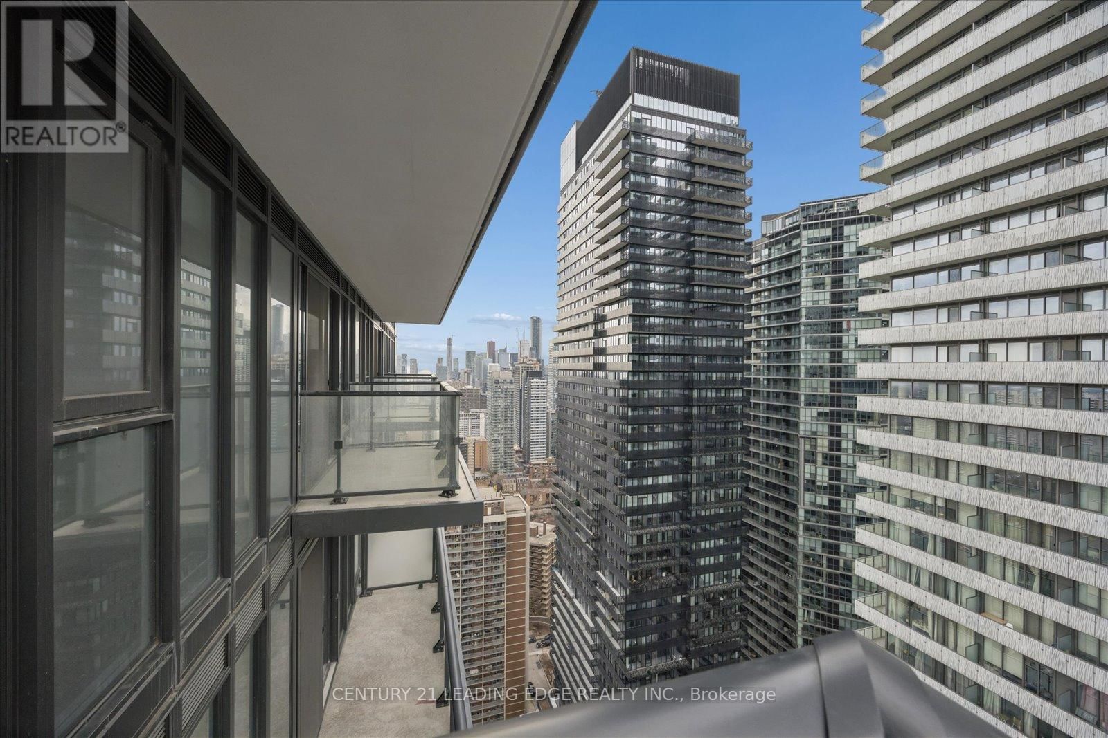 3702 - 634 CHURCH STREET Image 27