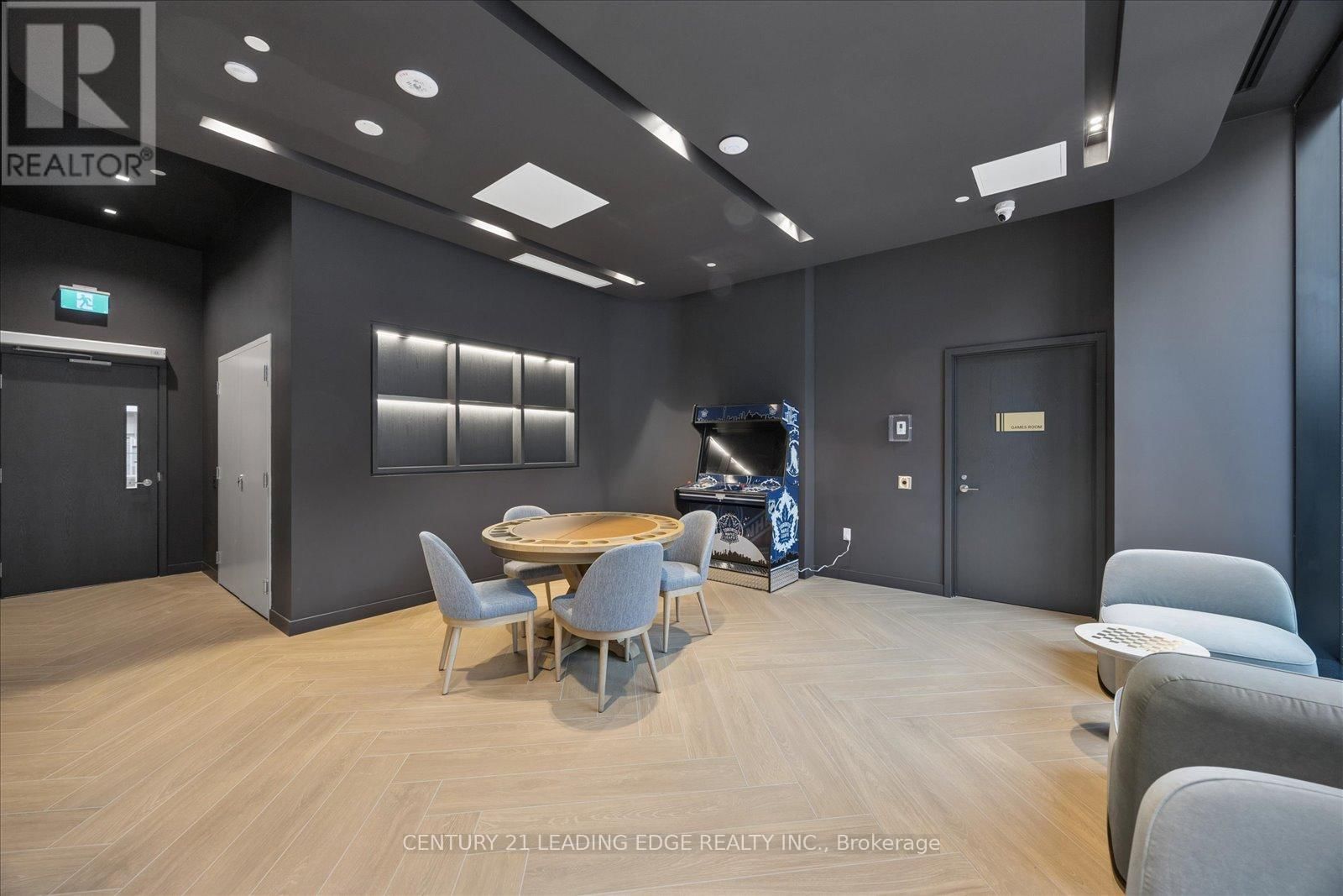 3702 - 634 CHURCH STREET Image 32