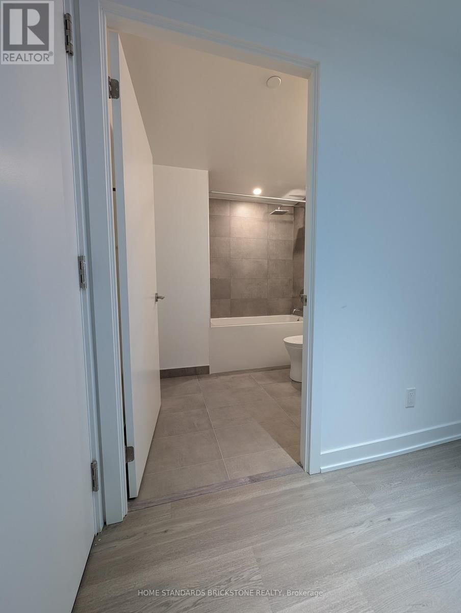 2505 - 8 WELLESLEY STREET WEST Image 16