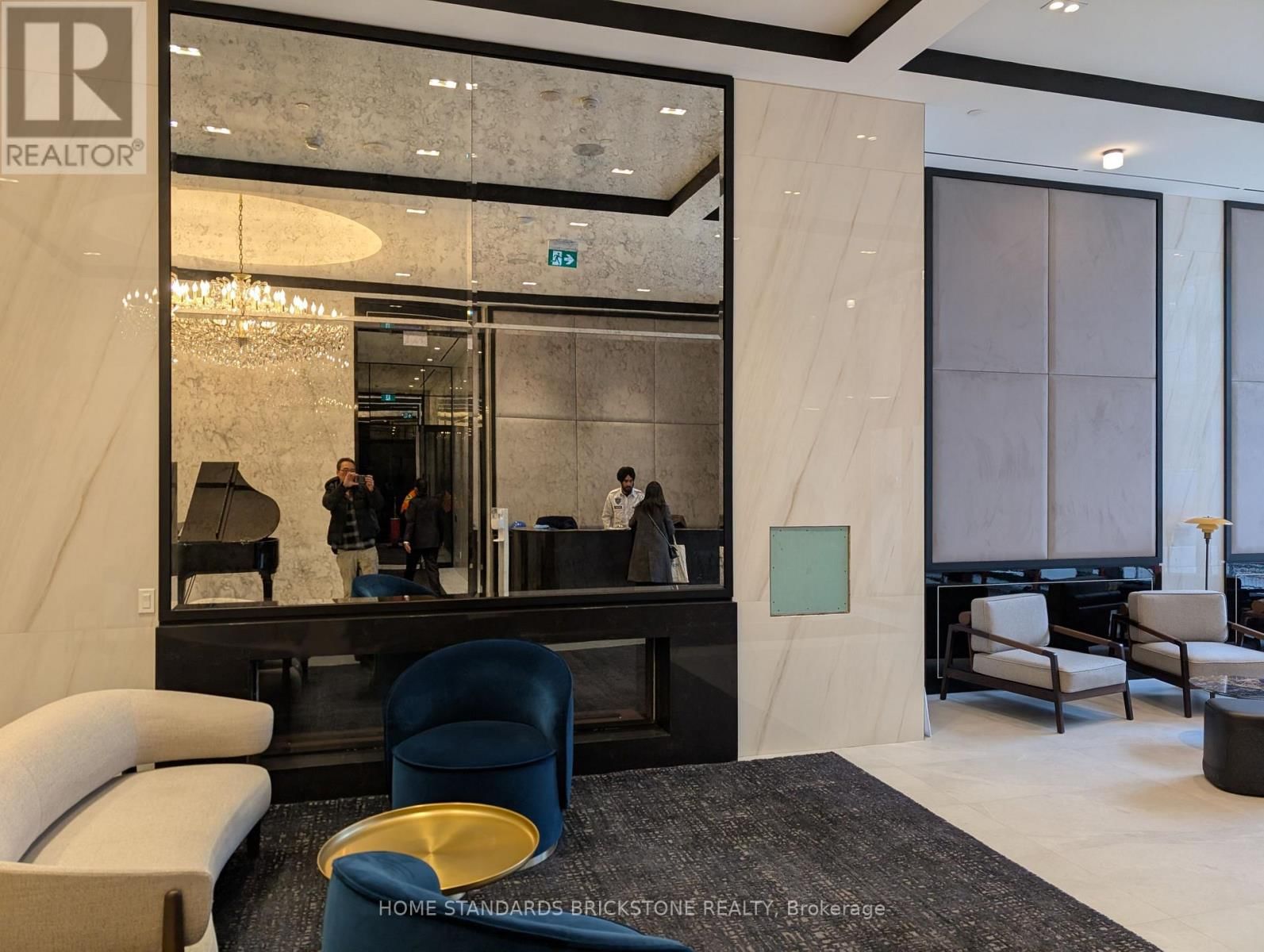 2505 - 8 WELLESLEY STREET WEST Image 23