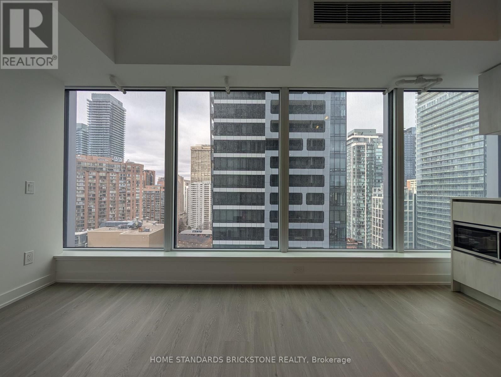 2505 - 8 WELLESLEY STREET WEST Image 5