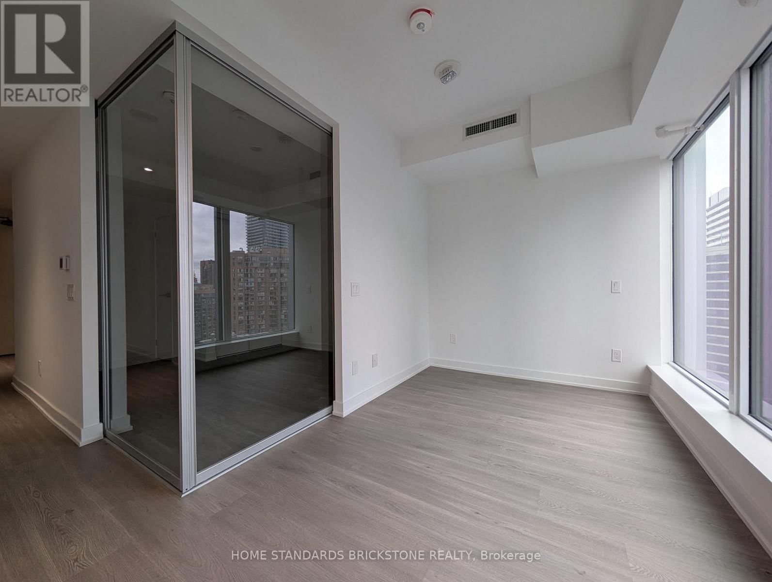 2505 - 8 WELLESLEY STREET WEST Image 7