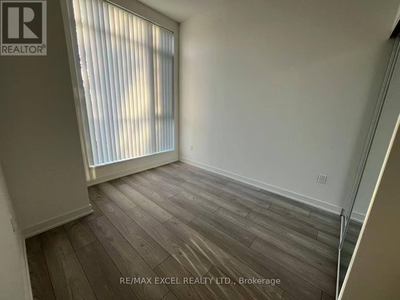 225 - 5858 YONGE STREET Image 16