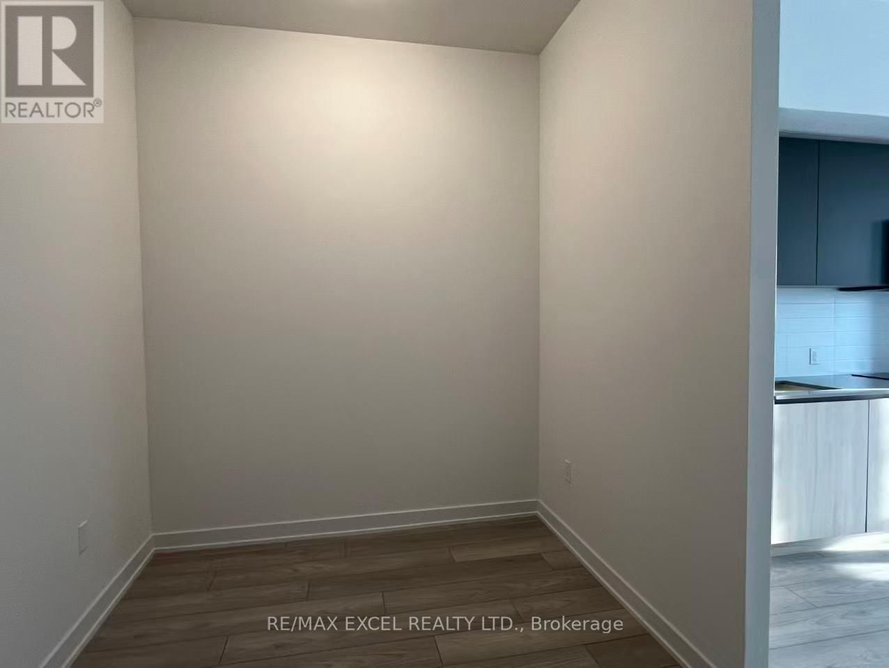 225 - 5858 YONGE STREET Image 5