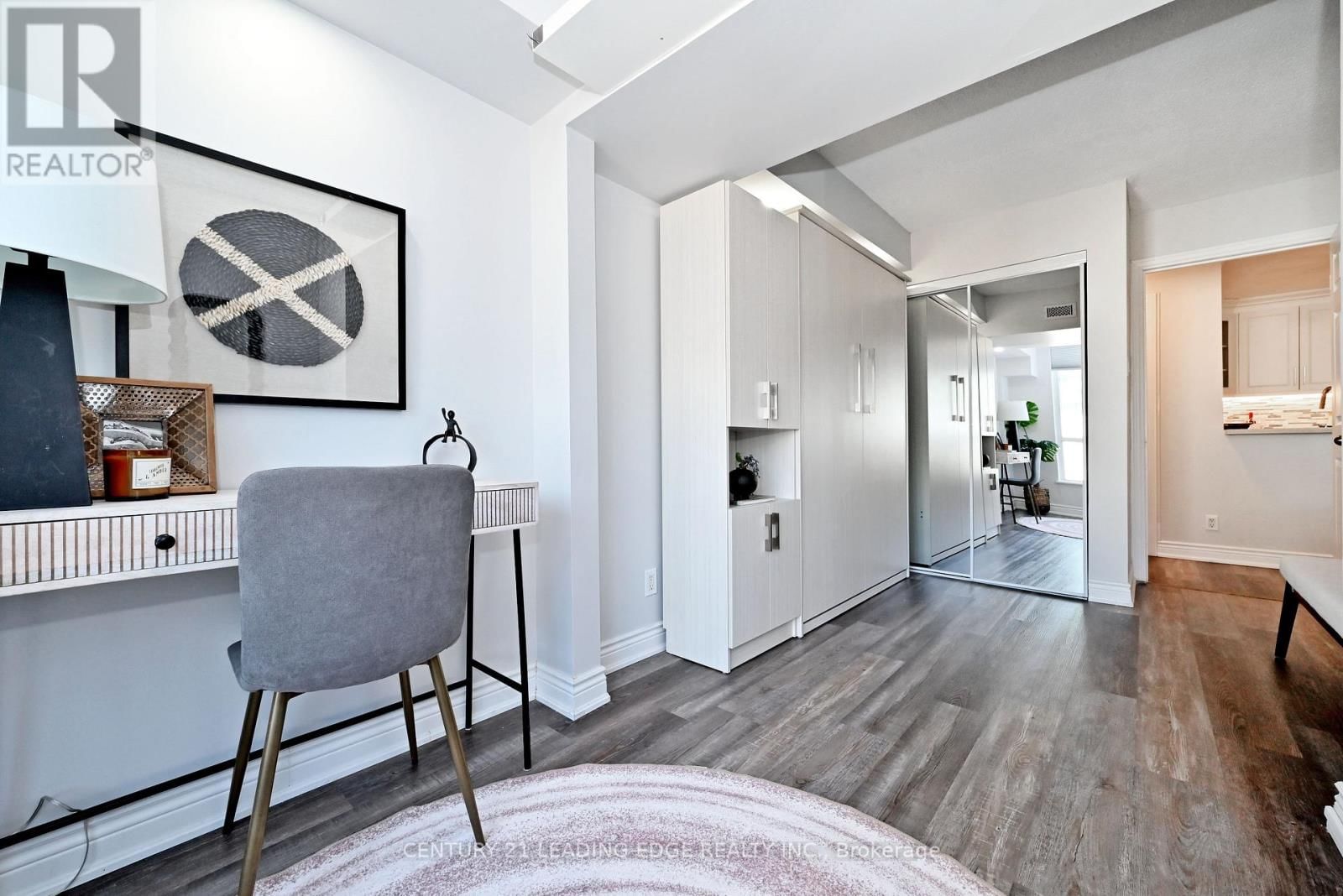 1106 - 92 KING STREET EAST Image 38