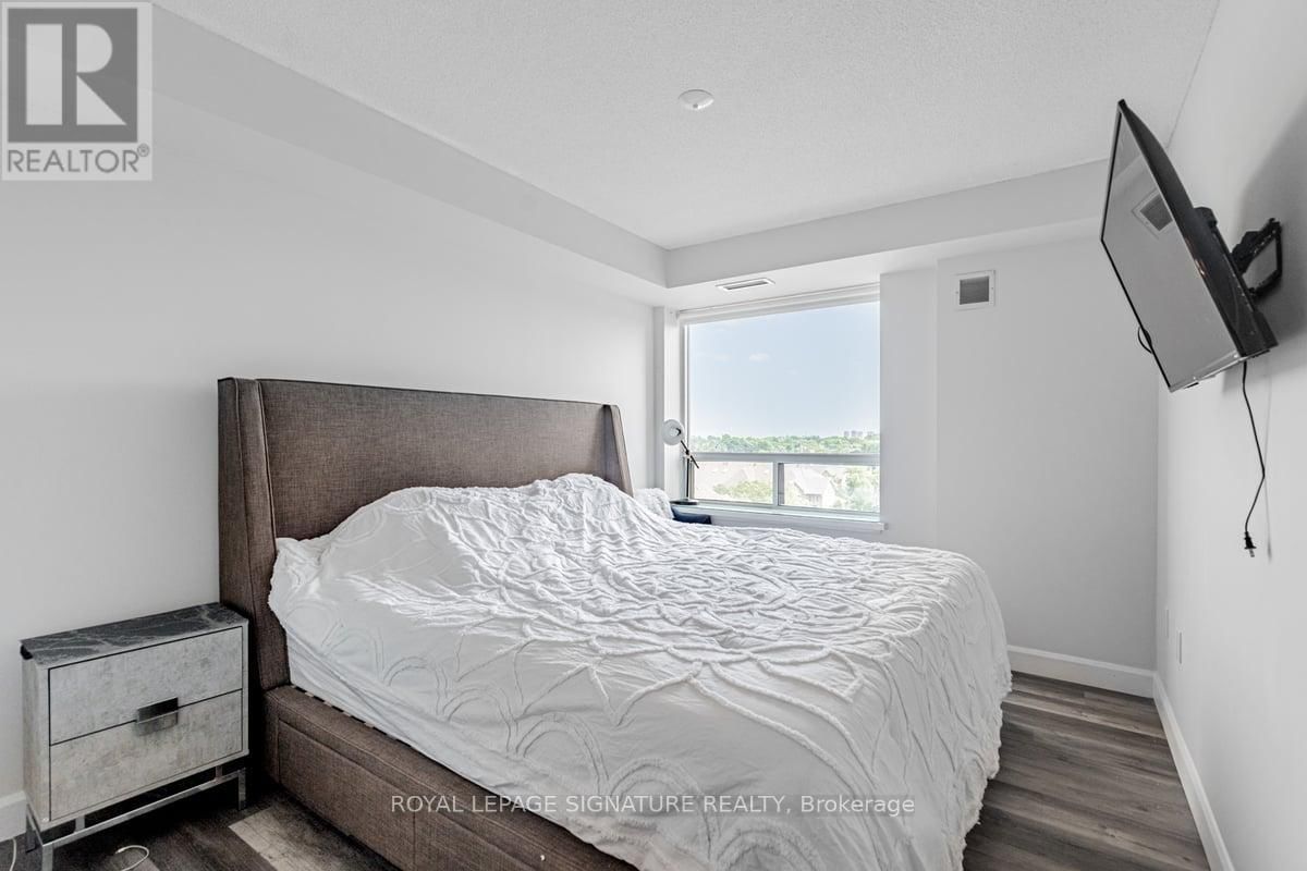 911 - 88 GRANDVIEW WAY Image 13