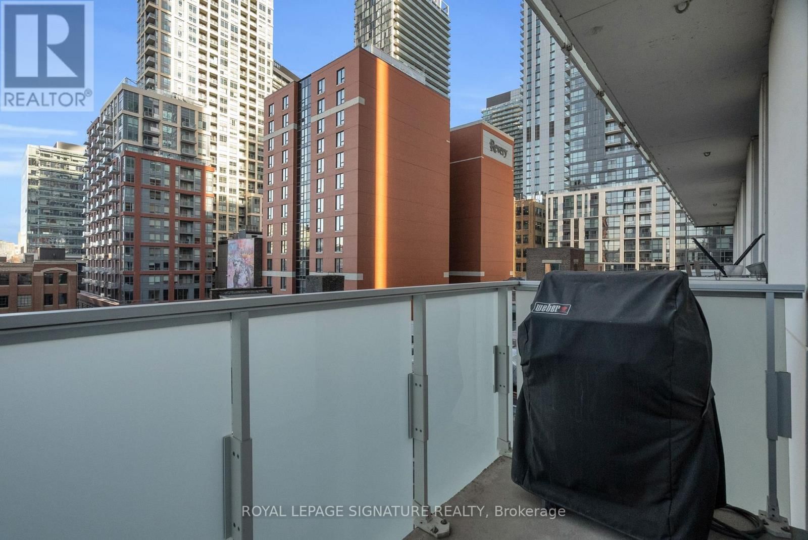 606 - 11 CHARLOTTE STREET Image 22