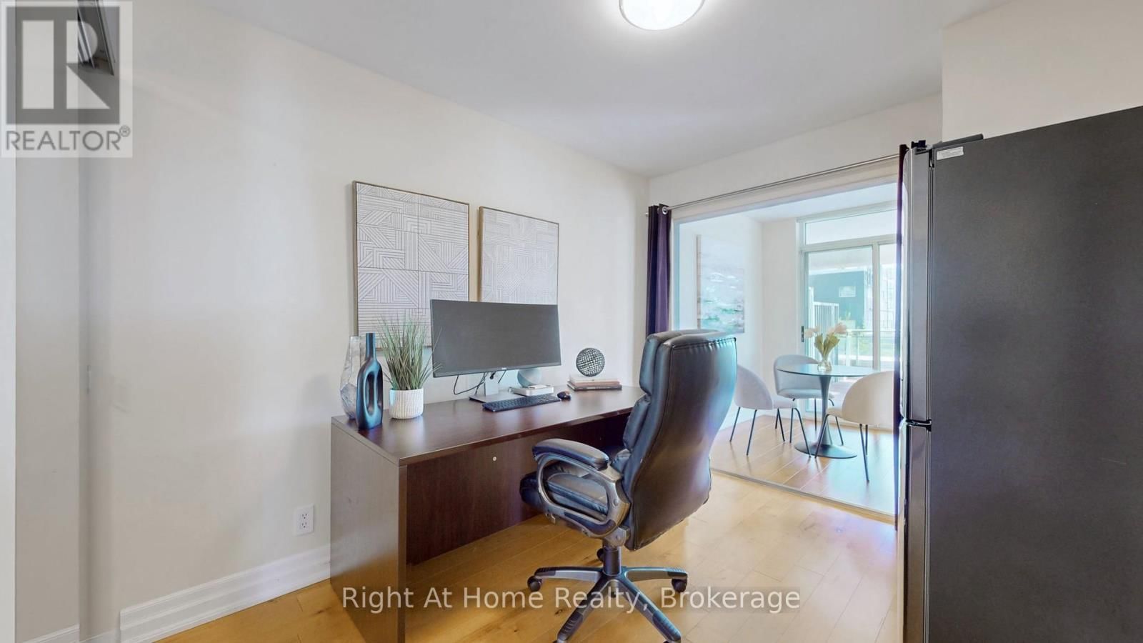 209 - 228 QUEENS QUAY WEST Image 18