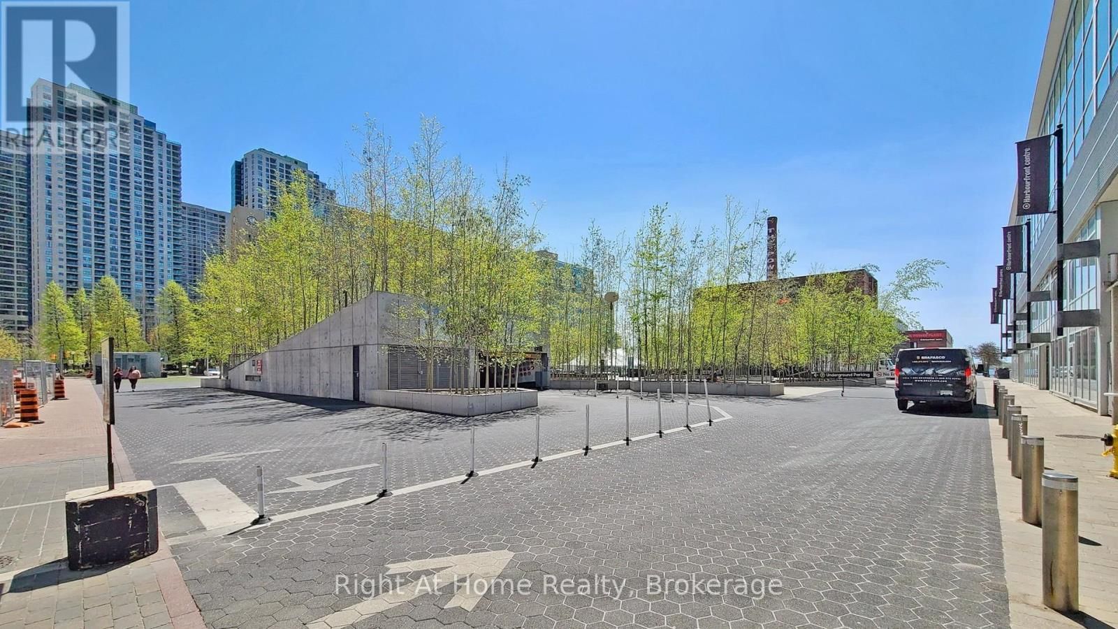 209 - 228 QUEENS QUAY WEST Image 41