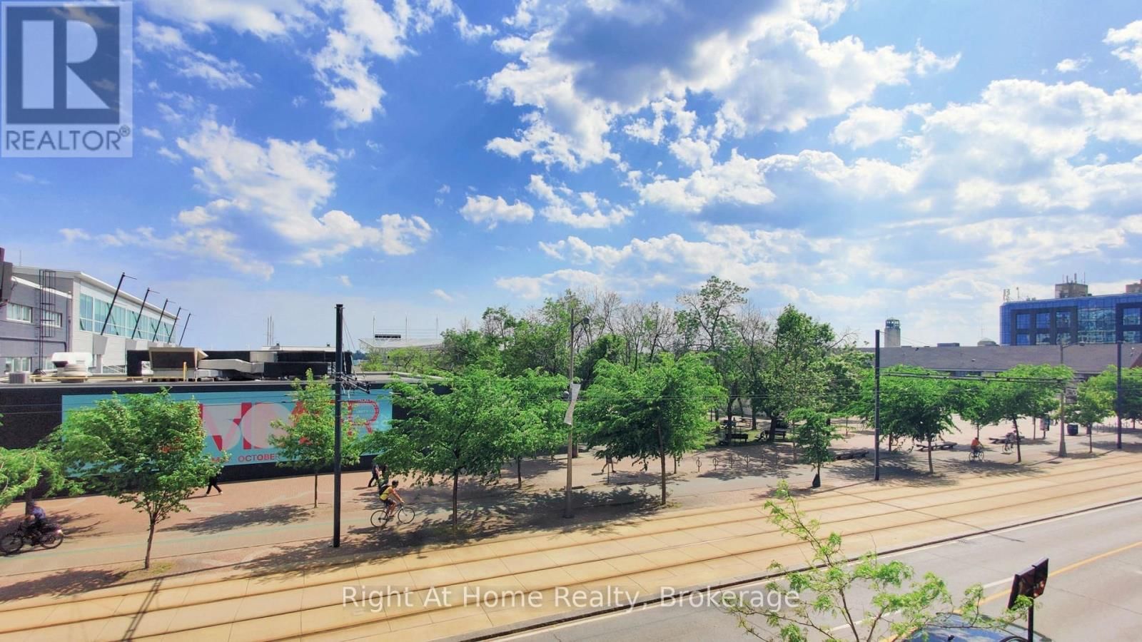 209 - 228 QUEENS QUAY WEST Image 45