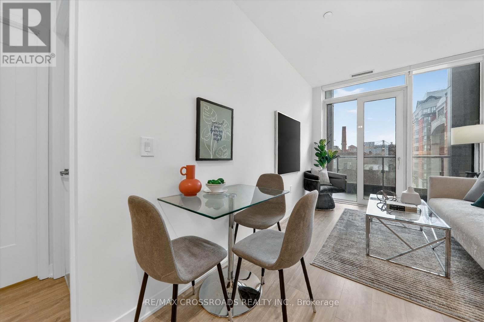 406 - 70 PRINCESS STREET Image 8