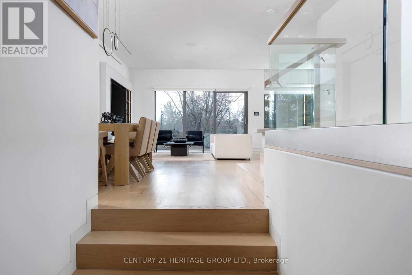 21 FARRELL AVENUE Image 6