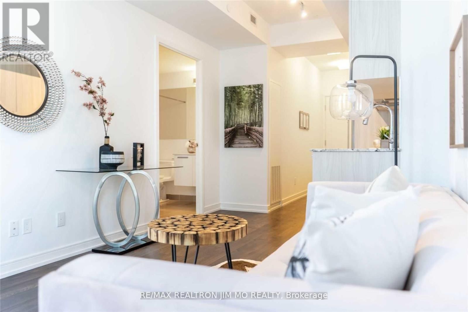 706 - 28 WELLESLEY STREET EAST Image 13