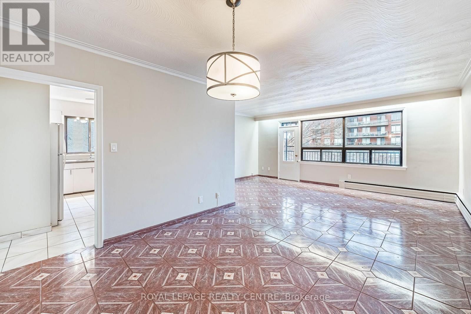 Unit 3 - 339 SHEPPARD AVENUE EAST Image 11