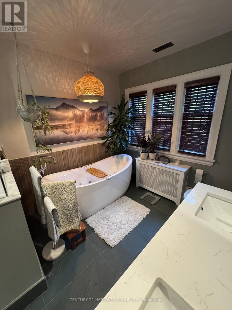 520 BRIAR HILL AVENUE Image 18