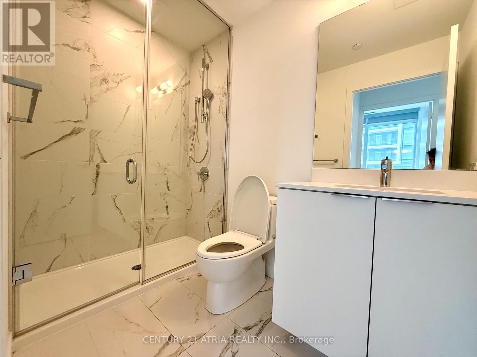 1106 - 7 GOLDEN LION HEIGHTS Image 15