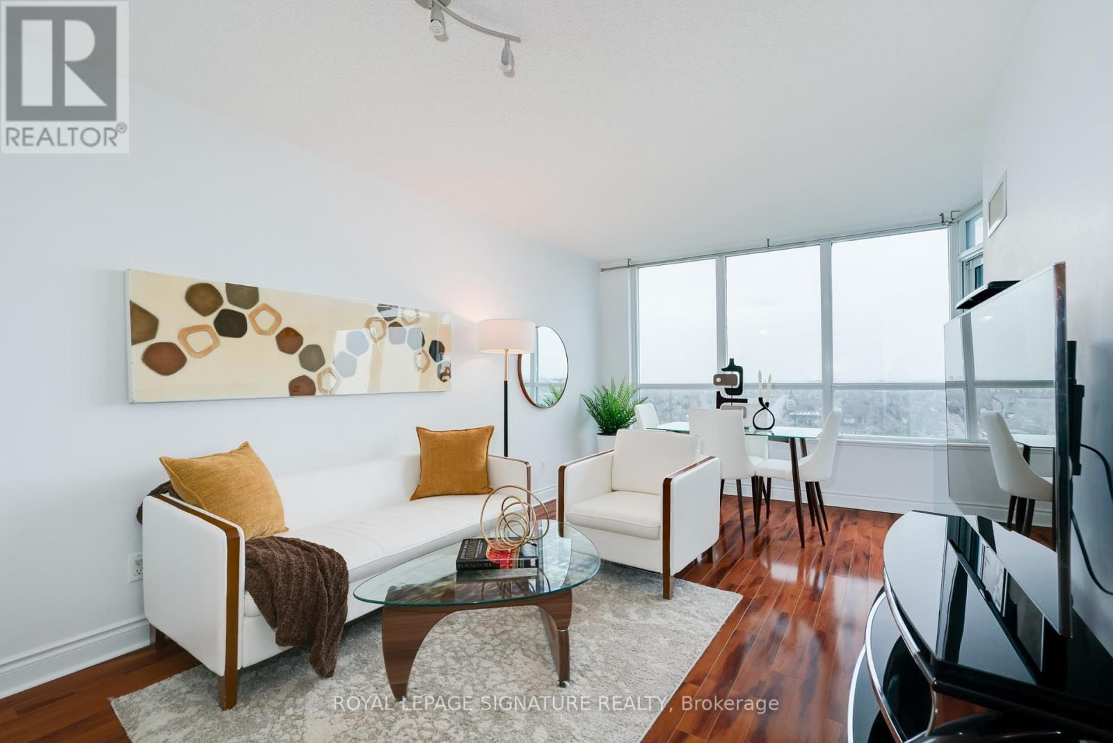 2408 - 15 GREENVIEW AVENUE Image 3