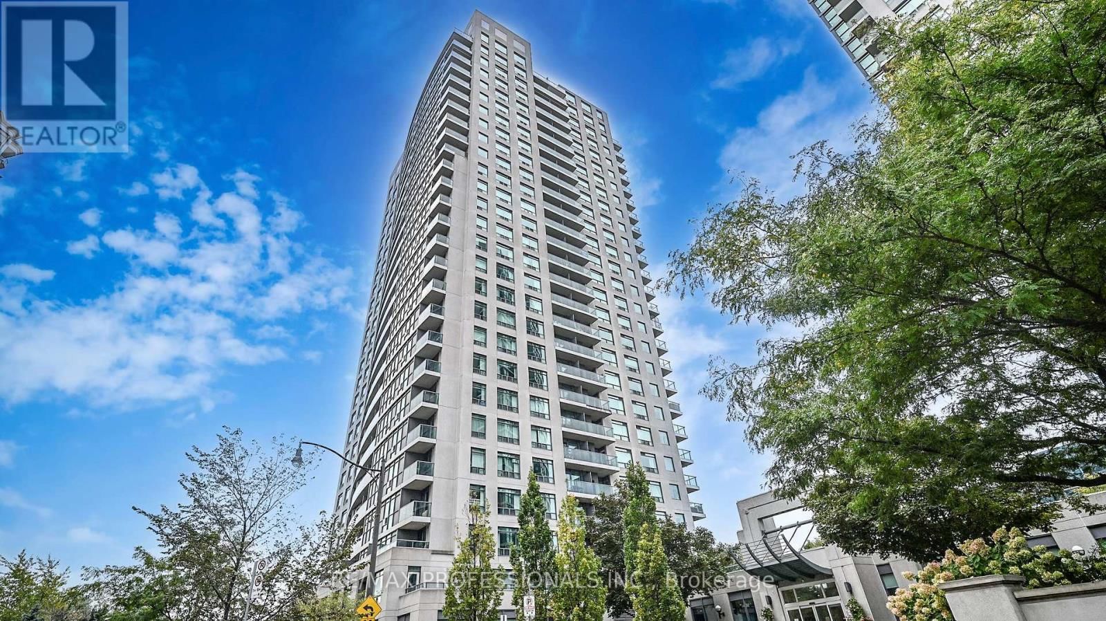 2705 - 30 HARRISON GARDEN BOULEVARD Image 1