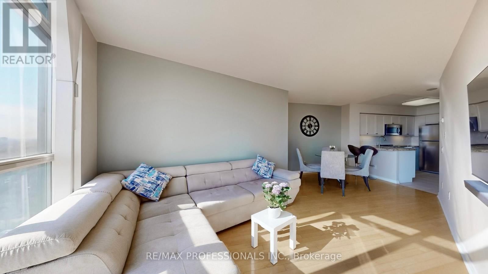 2705 - 30 HARRISON GARDEN BOULEVARD Image 10