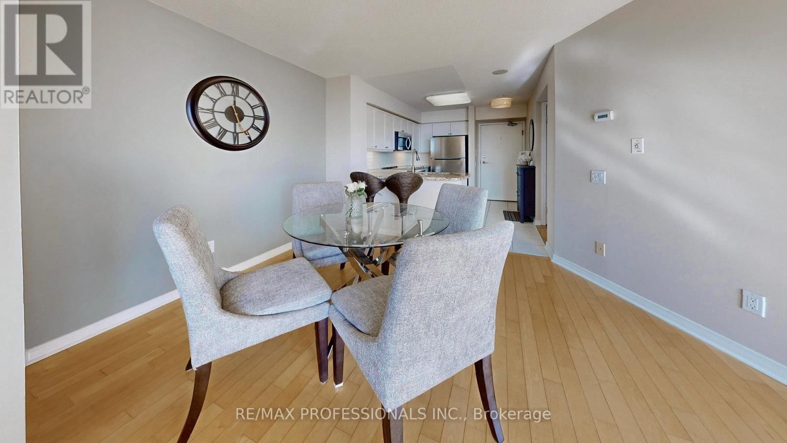 2705 - 30 HARRISON GARDEN BOULEVARD Image 17