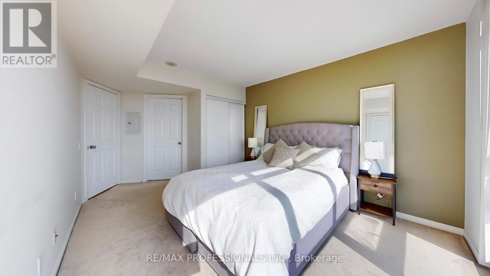 2705 - 30 HARRISON GARDEN BOULEVARD Image 19