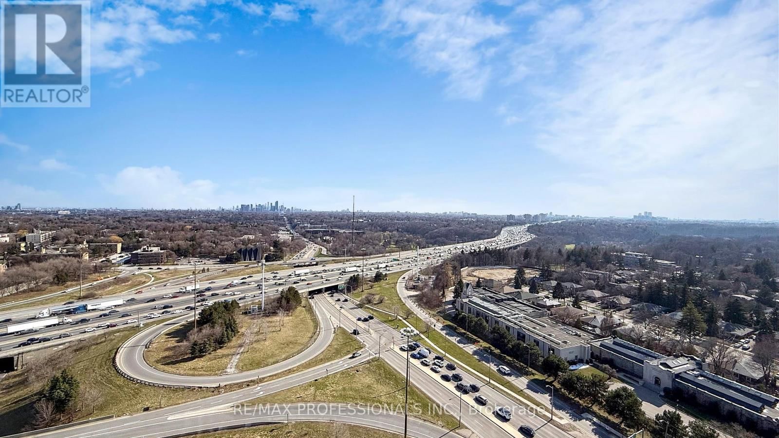 2705 - 30 HARRISON GARDEN BOULEVARD Image 31