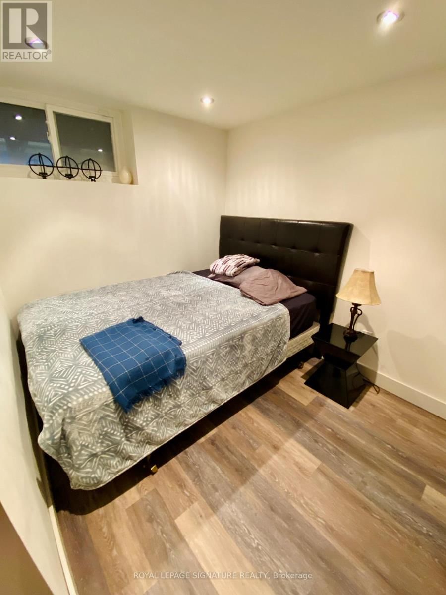 372 ROEHAMPTON AVENUE Image 22