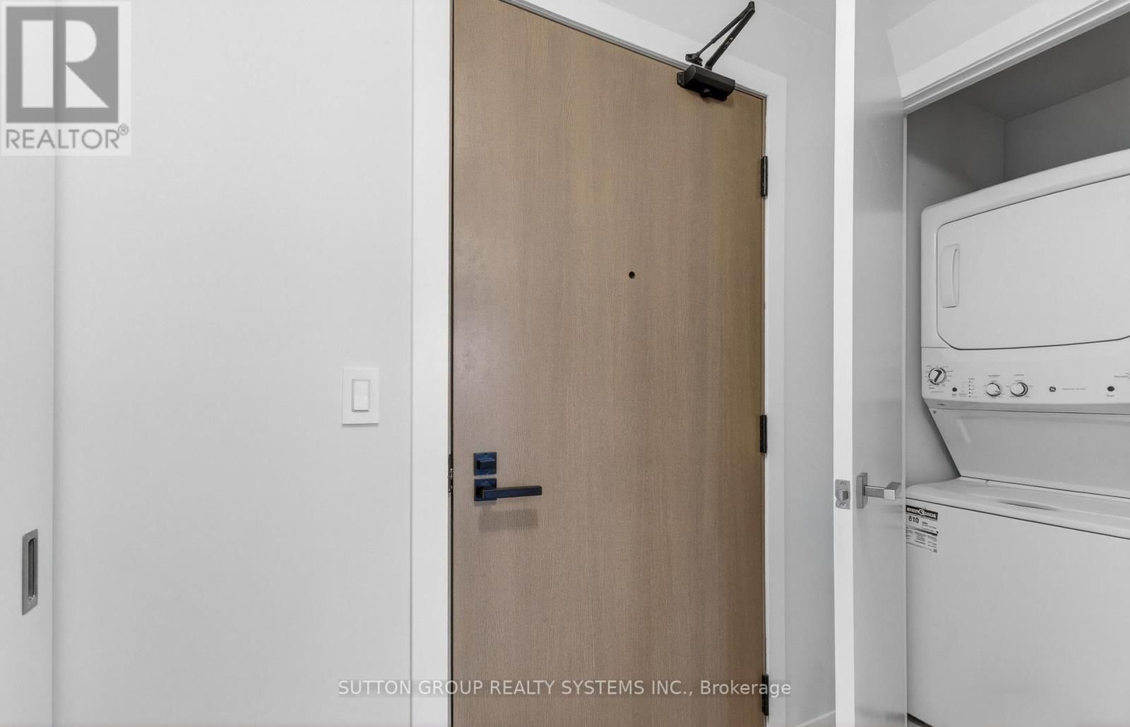 212 - 223 ST CLAIR AVENUE WEST Image 22