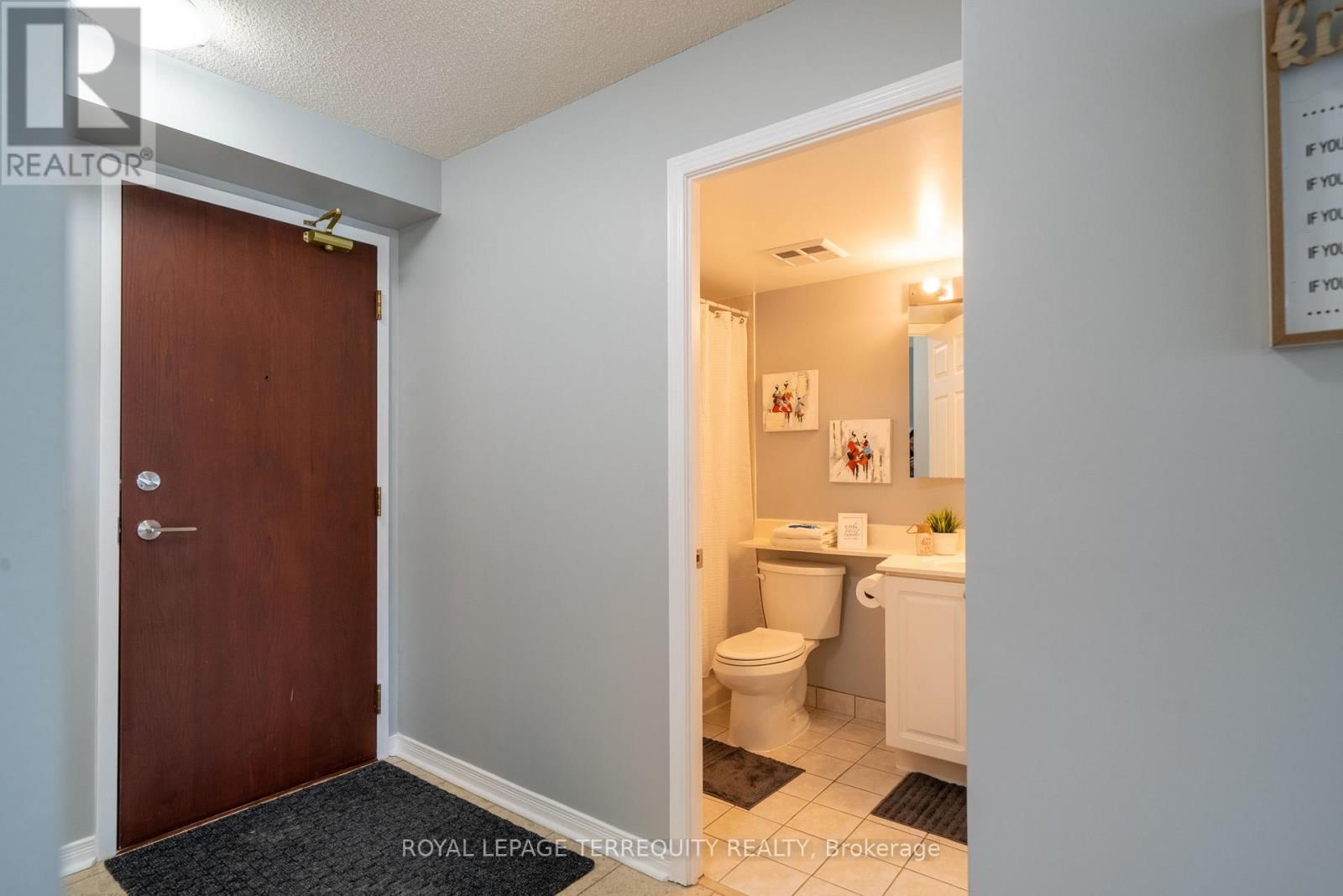 605 - 28 OLIVE AVENUE Image 7