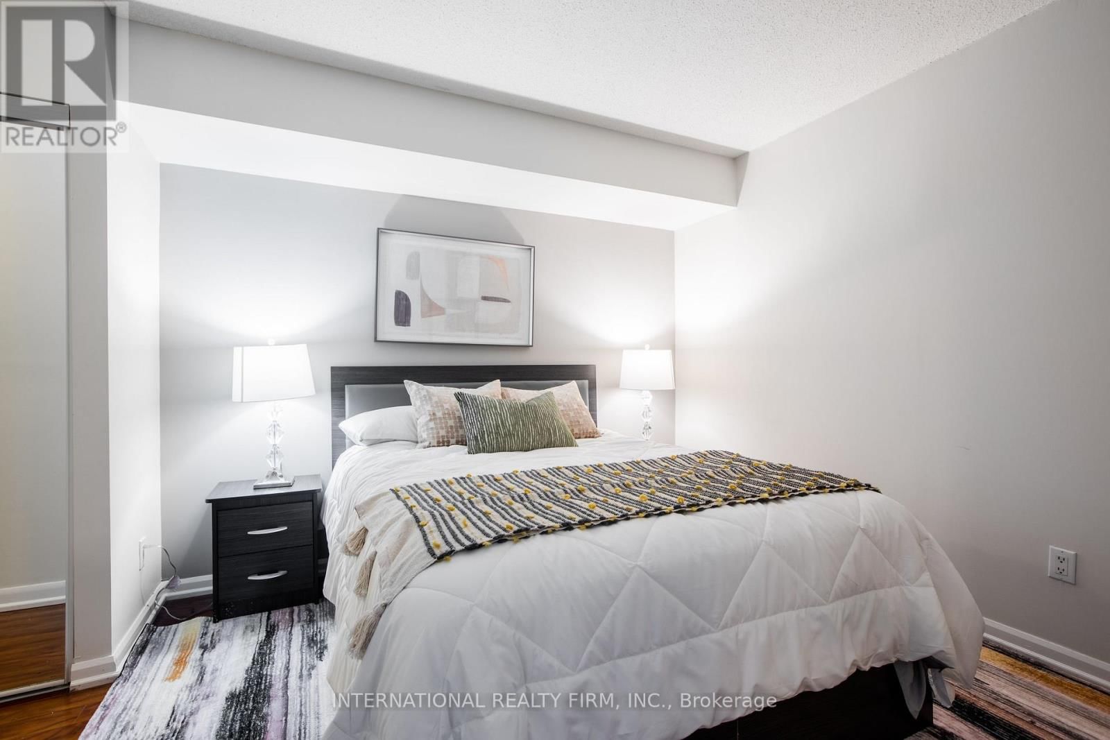 3303 - 210 VICTORIA STREET Image 11