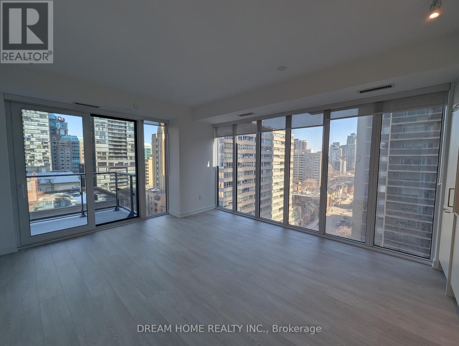 909 - 634 CHURCH STREET Image 3