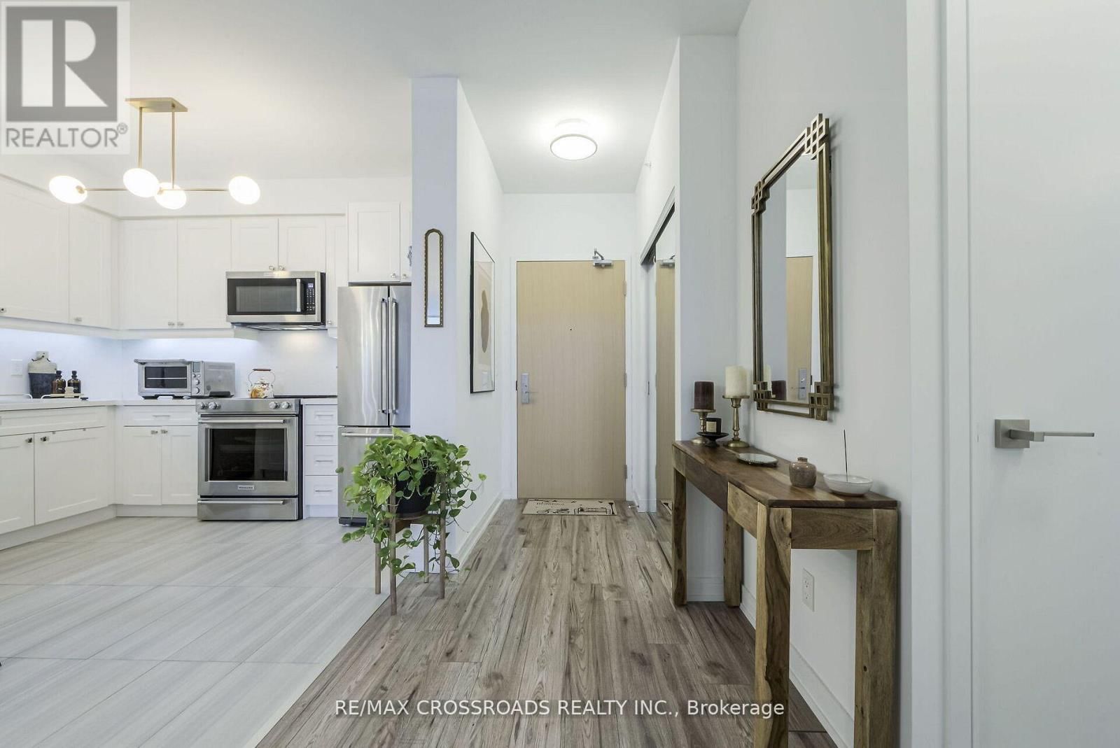 TPH10 - 621 SHEPPARD AVENUE EAST Image 7