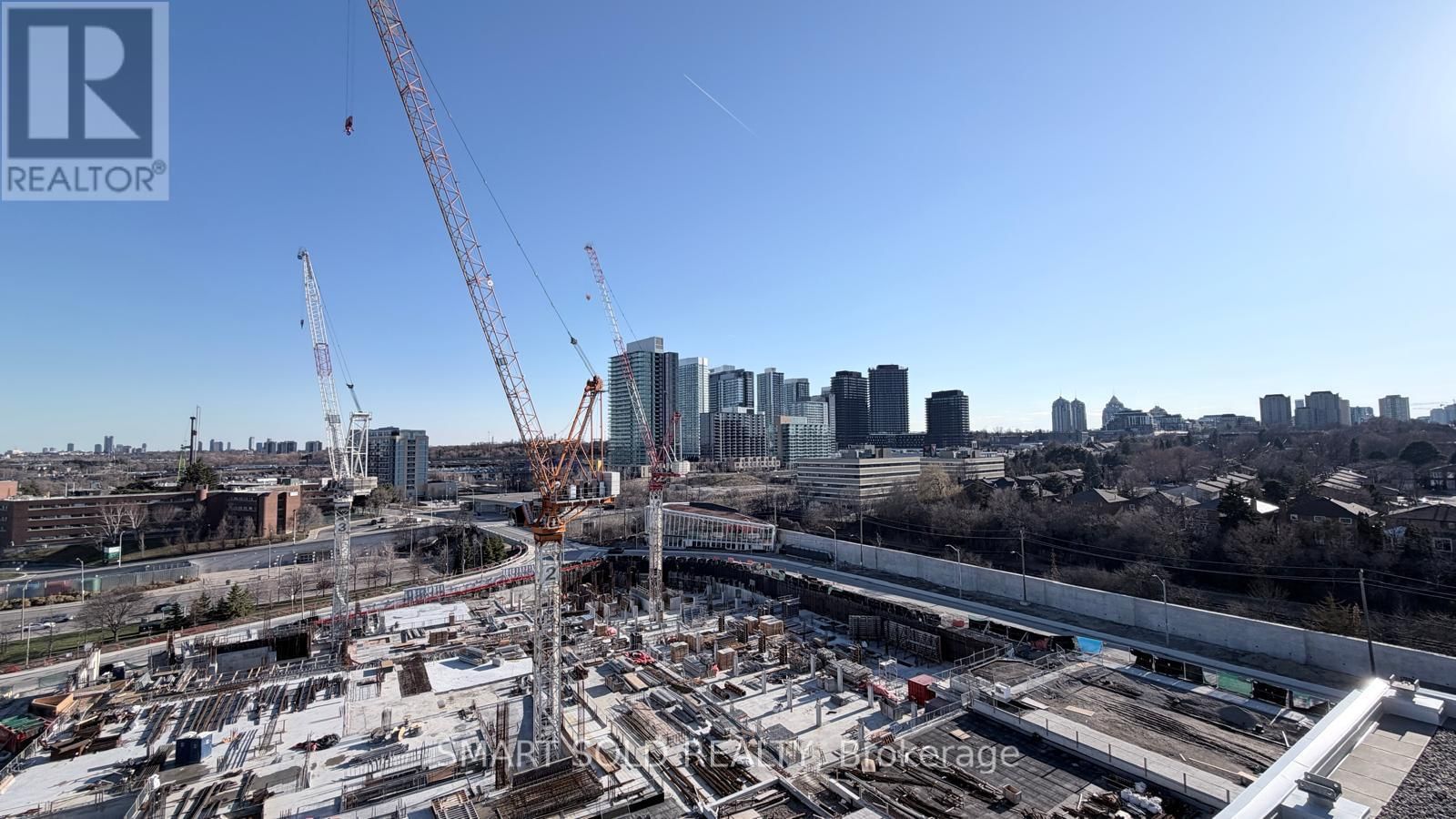 912 - 29 GREEN TRAIL COURT Image 19