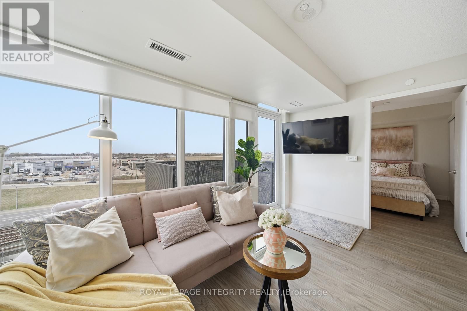 807 - 38 MONTE KWINTER COURT Image 9