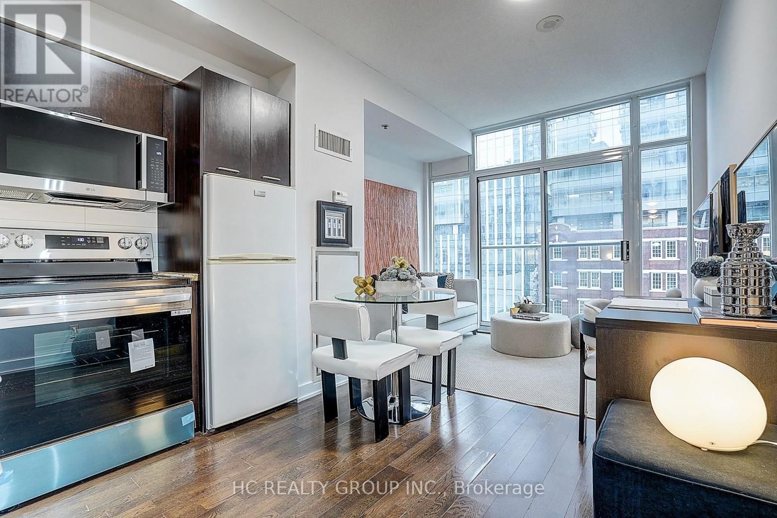 705 - 21 NELSON STREET Image 15