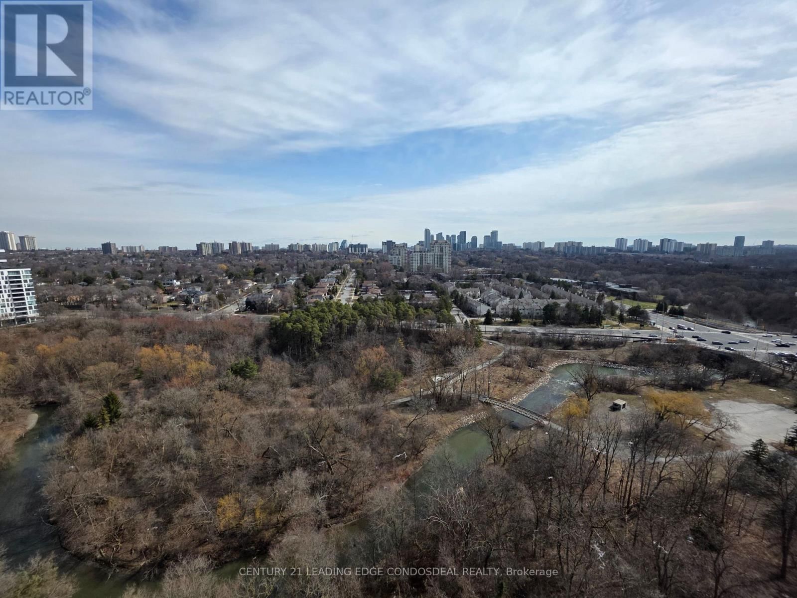 1902 - 29 GREEN TRAIL COURT Image 27