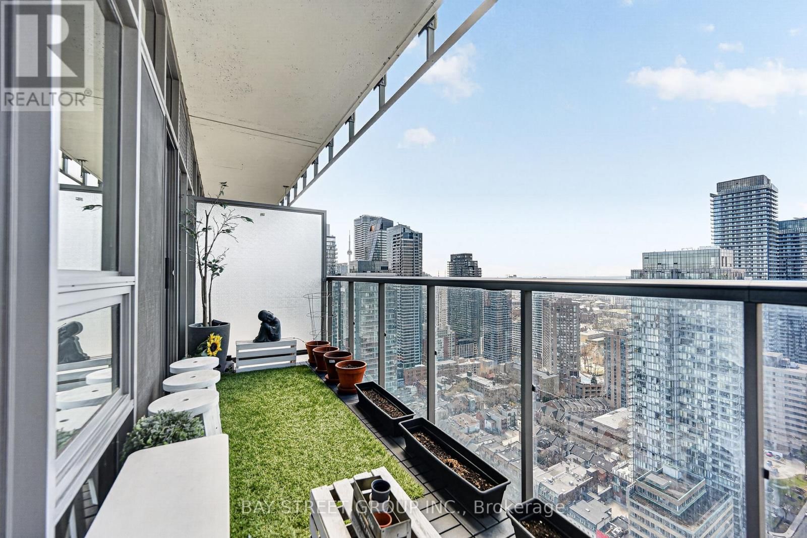 3505 - 33 CHARLES STREET EAST Image 21