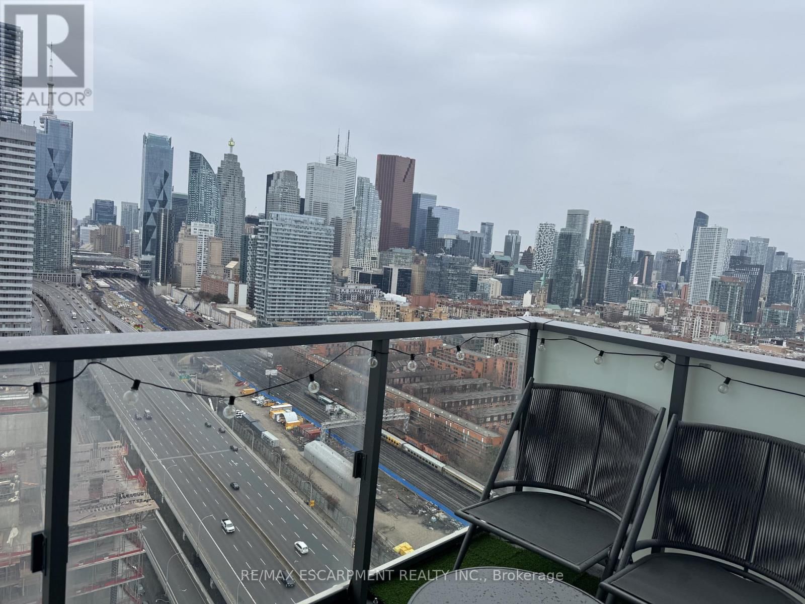 2702 - 16 BONNYCASTLE STREET Image 15