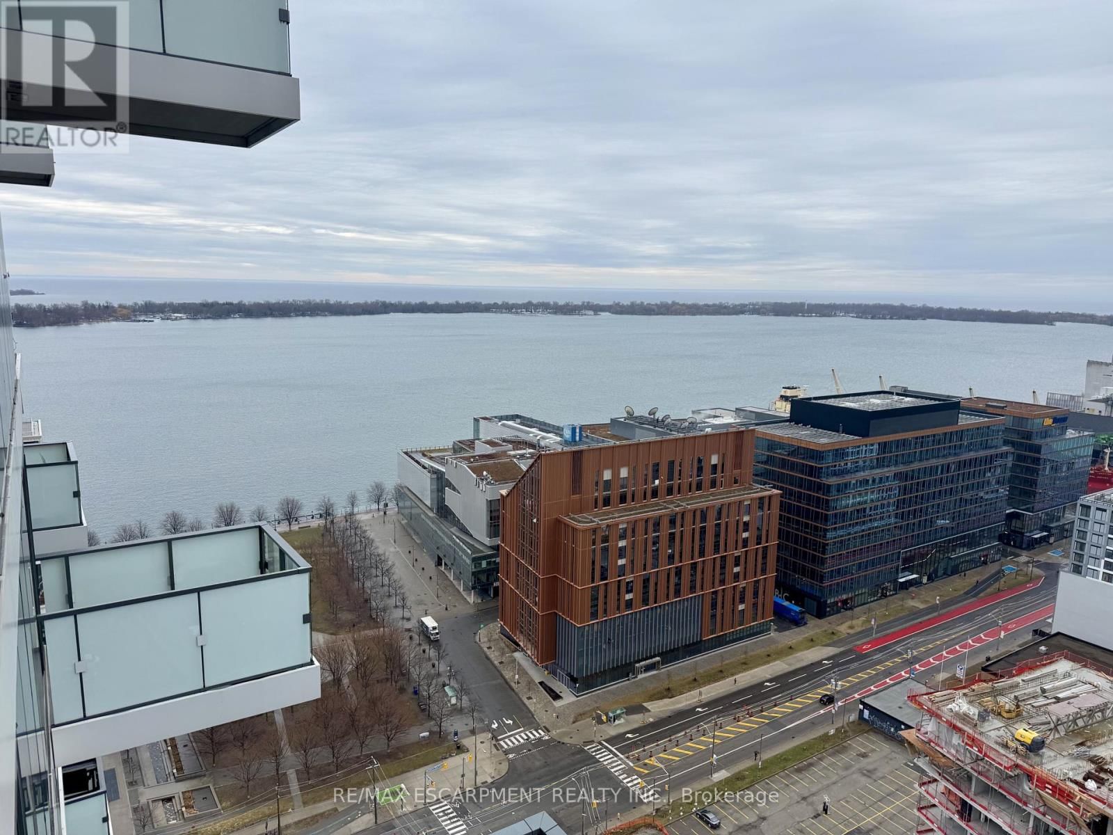 2702 - 16 BONNYCASTLE STREET Image 16