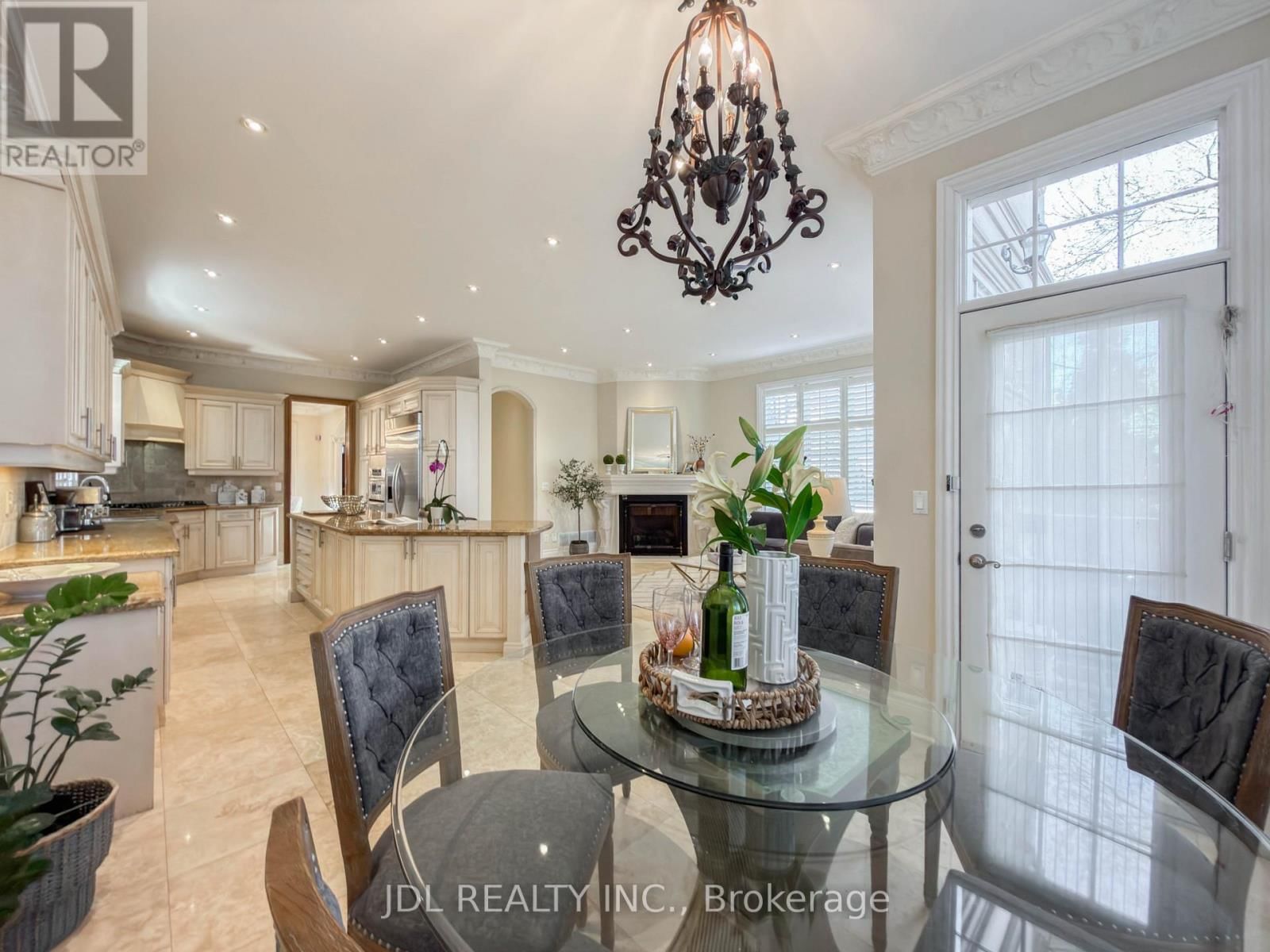 200 WILFRED AVENUE Image 13