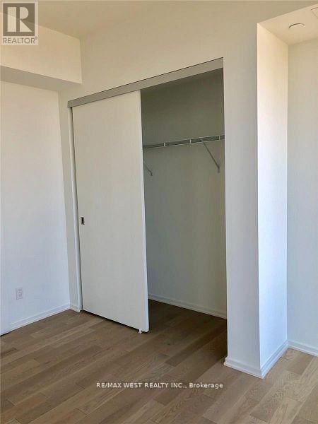 4303 - 16 BONNYCASTLE STREET Image 11