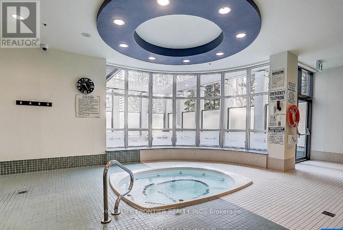 1014 - 188 DORIS AVENUE Image 24