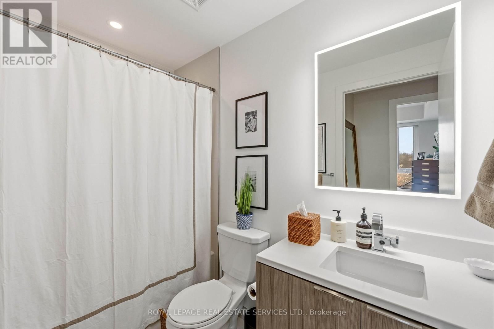 508 - 223 ST CLAIR AVENUE WEST Image 17