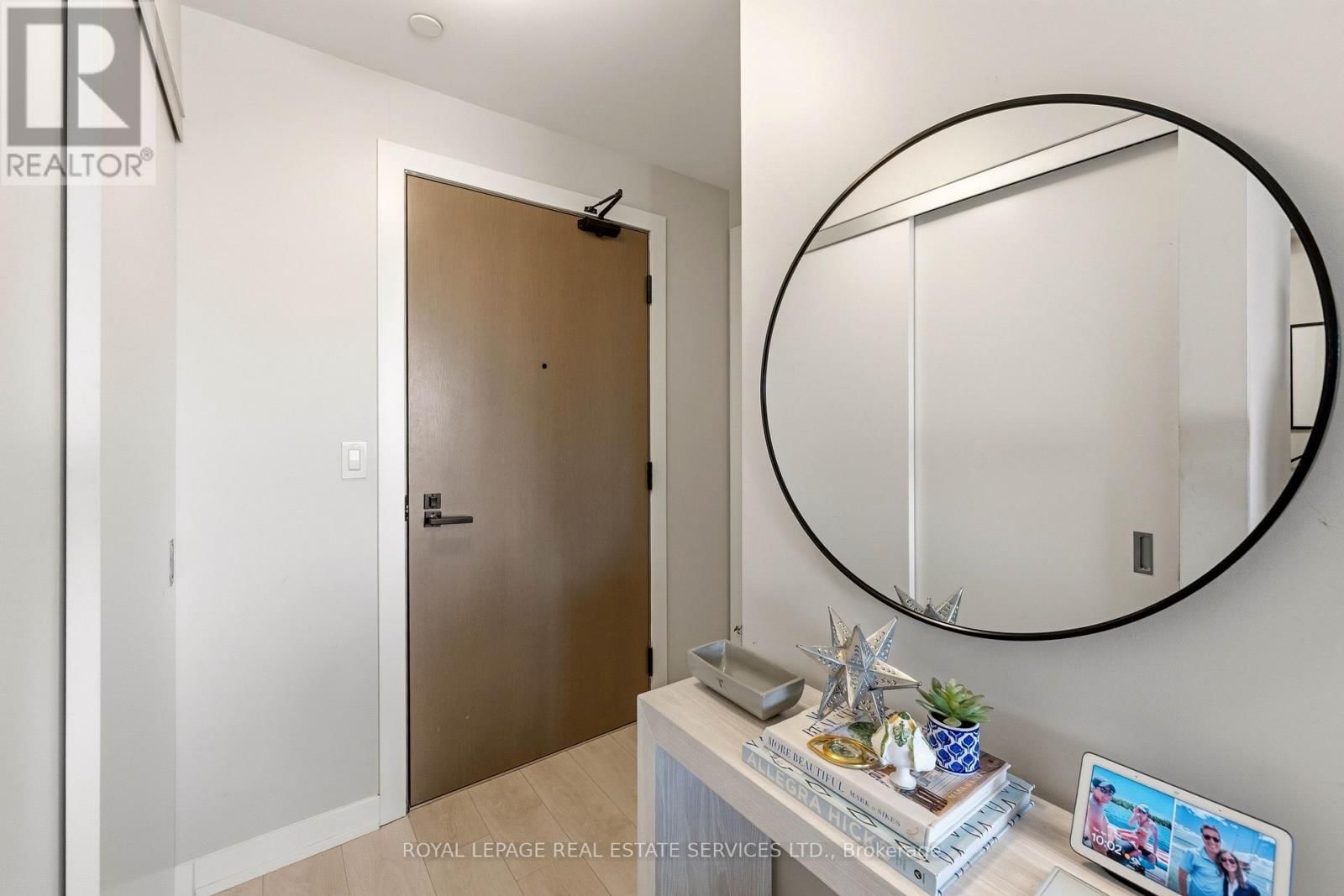 508 - 223 ST CLAIR AVENUE WEST Image 3